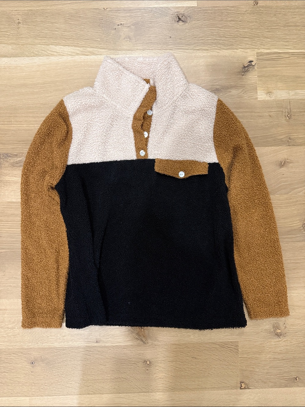 DONNI. Sherpa Colorblock Pullover in Cream & Brown & Black. Never Worn!